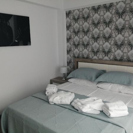 Mathias Luxury Apartments Iasi Buitenkant foto