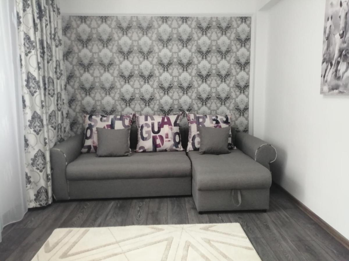 Mathias Luxury Apartments Iasi Buitenkant foto