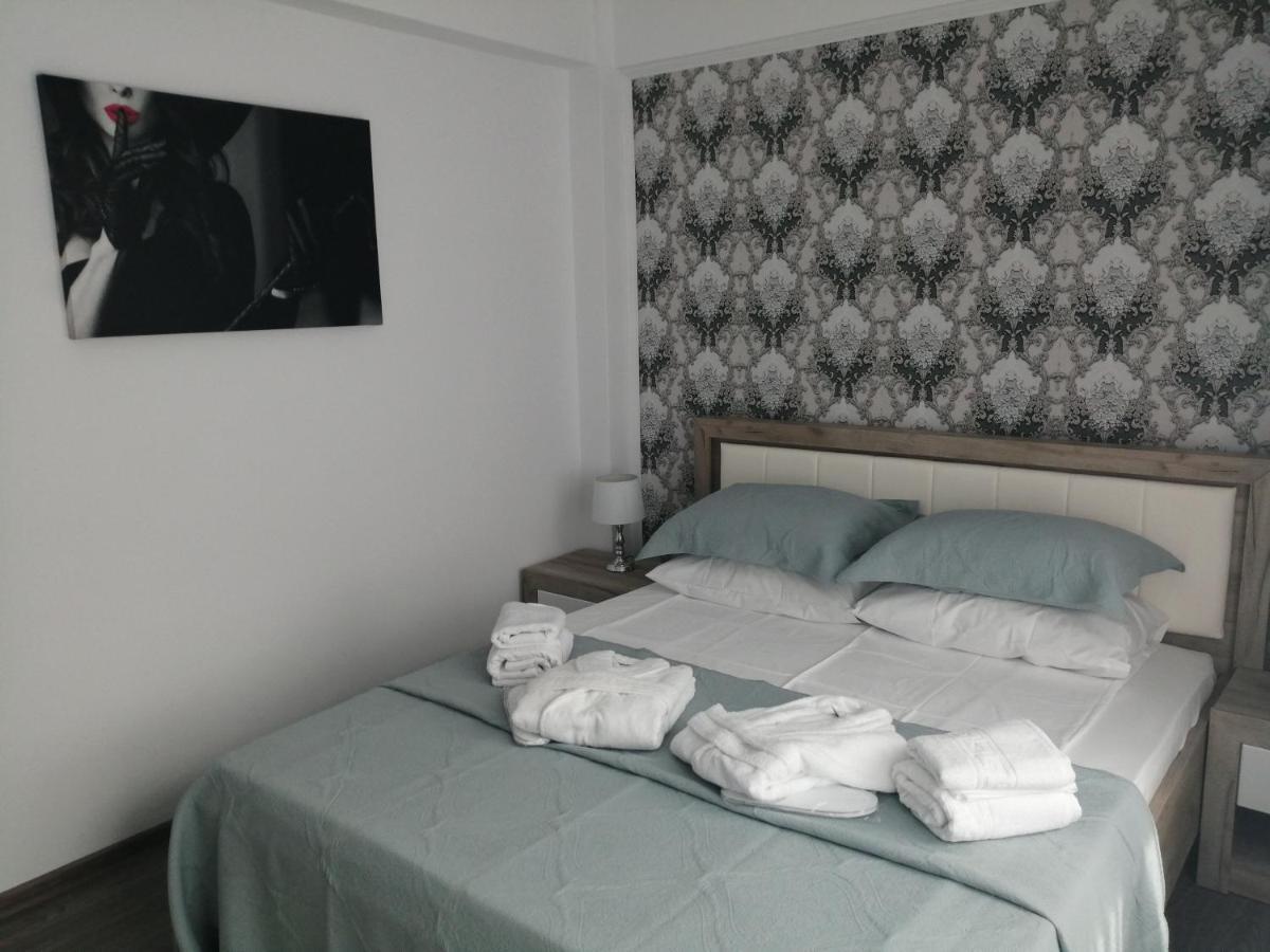 Mathias Luxury Apartments Iasi Buitenkant foto